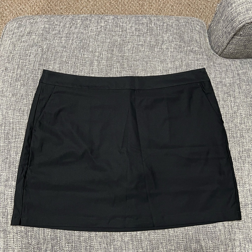 Nike Women's Black Dri Fit Golf Skort